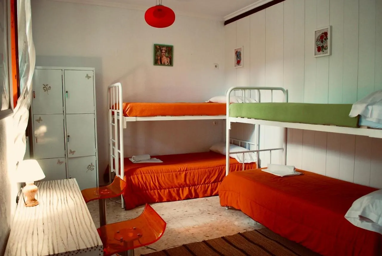 Backpacker Al-Katre Bed & Breakfast Cordoba