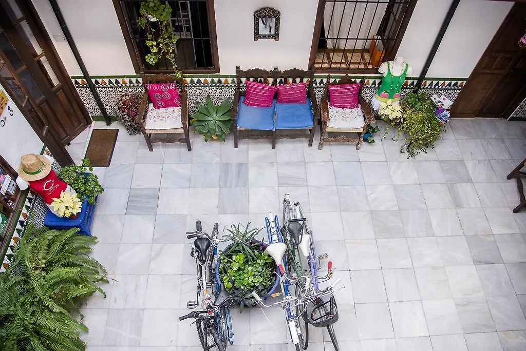Backpacker Al-Katre Bed & Breakfast Cordoba Spain